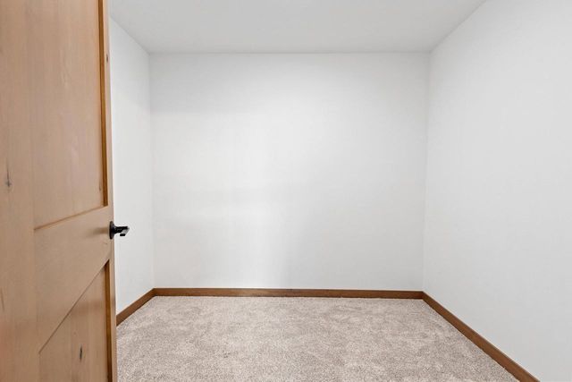 1650 SWEETBRIAR WAY, Green Bay, WI 54311