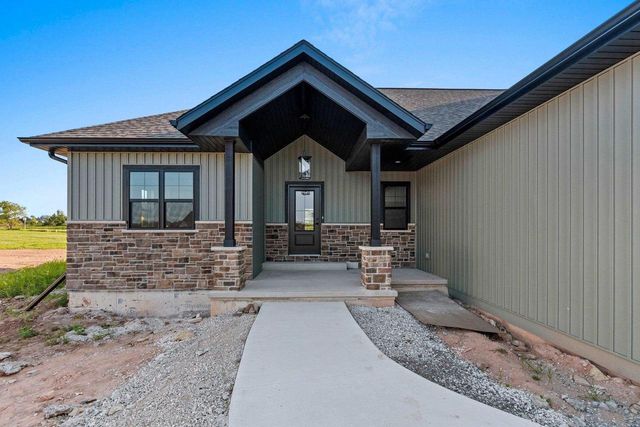 1650 SWEETBRIAR WAY, Green Bay, WI 54311