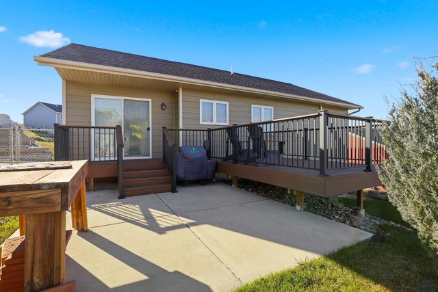 2336 SMITH AVE, Rapid City, SD 57701