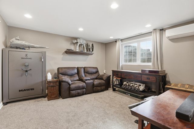 2336 SMITH AVE, Rapid City, SD 57701