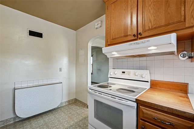 139 21st Street SW, Cedar Rapids, IA 52404