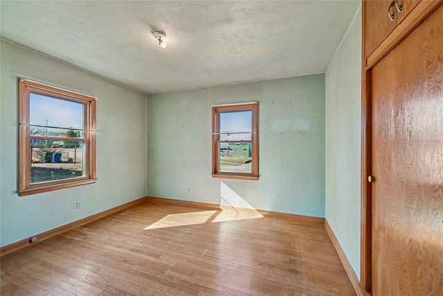 139 21st Street SW, Cedar Rapids, IA 52404