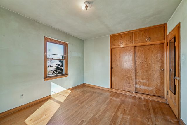 139 21st Street SW, Cedar Rapids, IA 52404