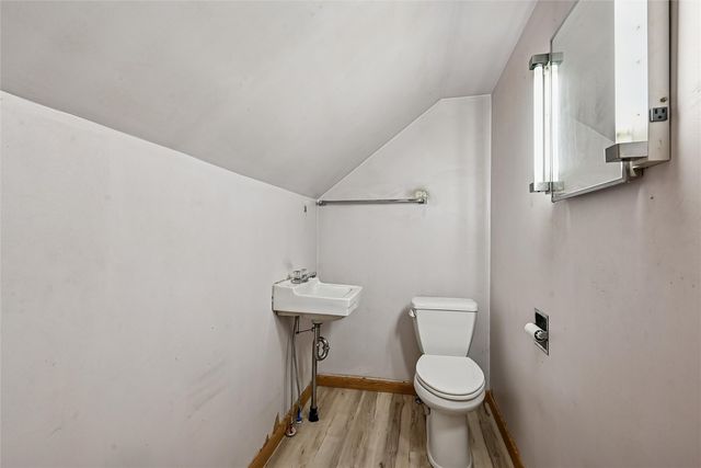 139 21st Street SW, Cedar Rapids, IA 52404