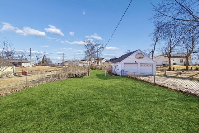 139 21st Street SW, Cedar Rapids, IA 52404