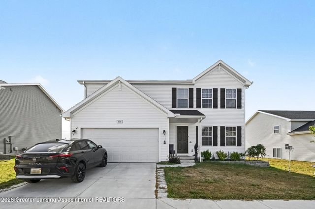 608 Muirfield Drive, Eaton Rapids, MI 48827