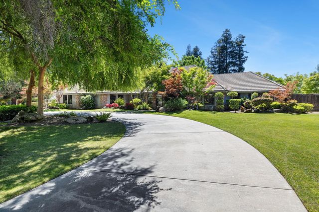 255 E Shepherd Avenue, Fresno, CA 93720