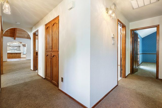 255 E Shepherd Avenue, Fresno, CA 93720