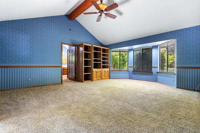 255 E Shepherd Avenue, Fresno, CA 93720