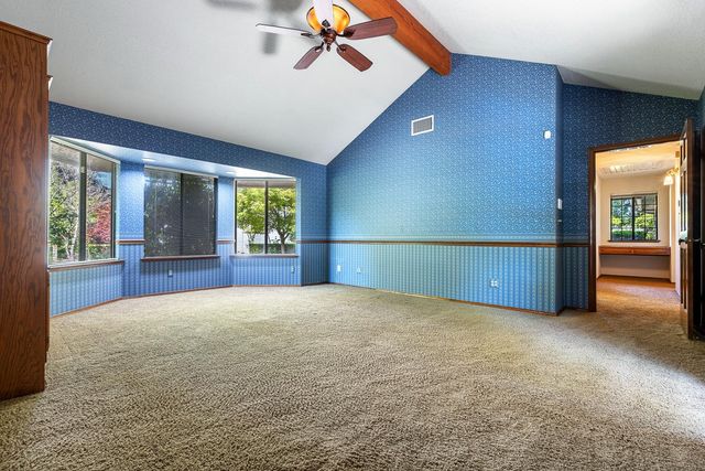 255 E Shepherd Avenue, Fresno, CA 93720