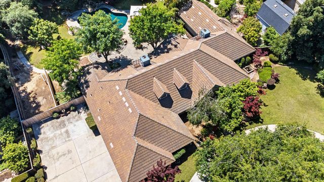 255 E Shepherd Avenue, Fresno, CA 93720