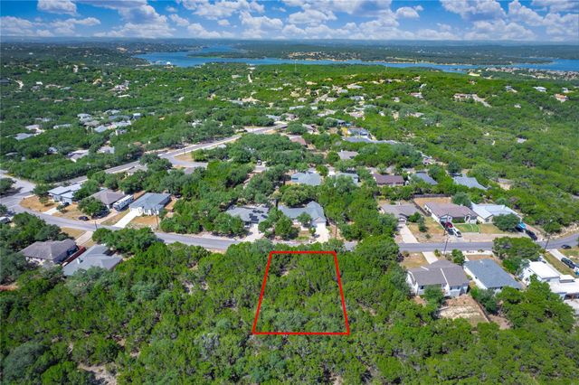 8001 Flintlock CIR, Lago Vista, TX 78645