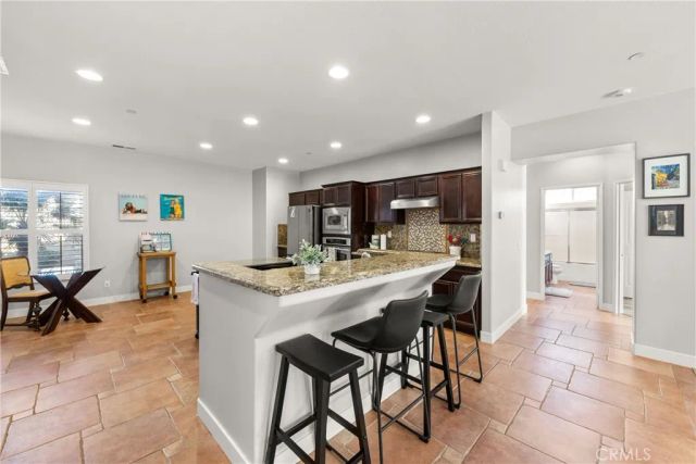 975 Alta Cresta, Palm Springs, CA 92262