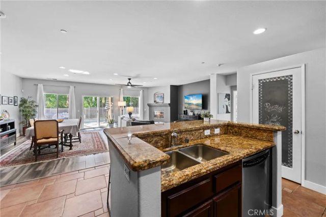 975 Alta Cresta, Palm Springs, CA 92262