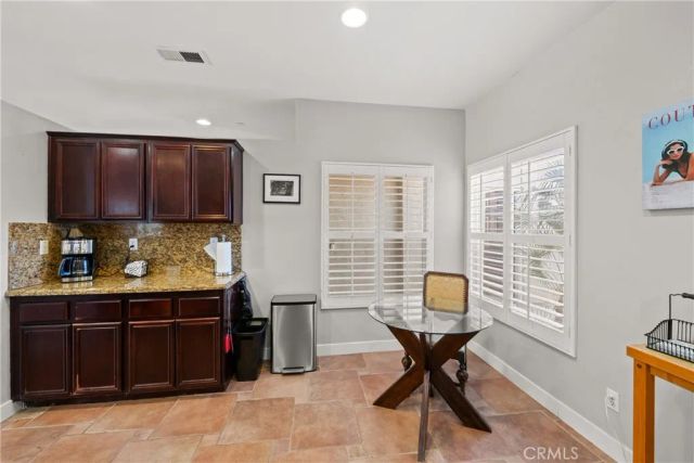 975 Alta Cresta, Palm Springs, CA 92262