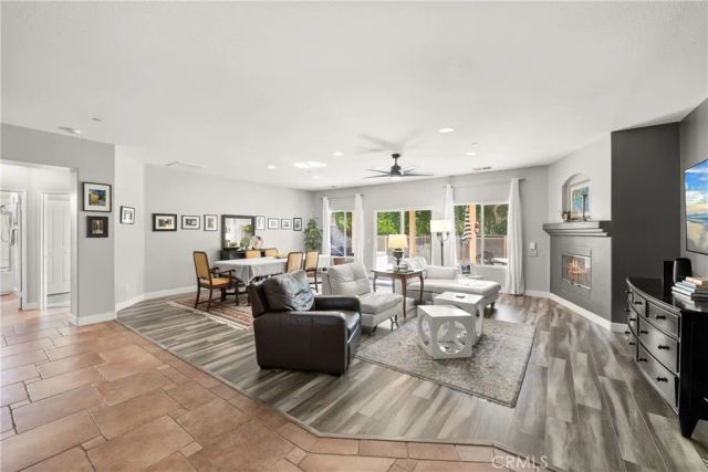 975 Alta Cresta, Palm Springs, CA 92262