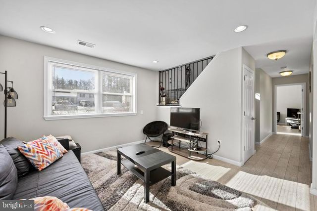 7504 TWINING CT, Hyattsville, MD 20785