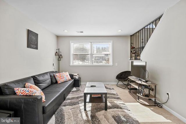 7504 TWINING CT, Hyattsville, MD 20785