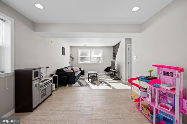 7504 TWINING CT, Hyattsville, MD 20785