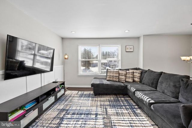 7504 TWINING CT, Hyattsville, MD 20785