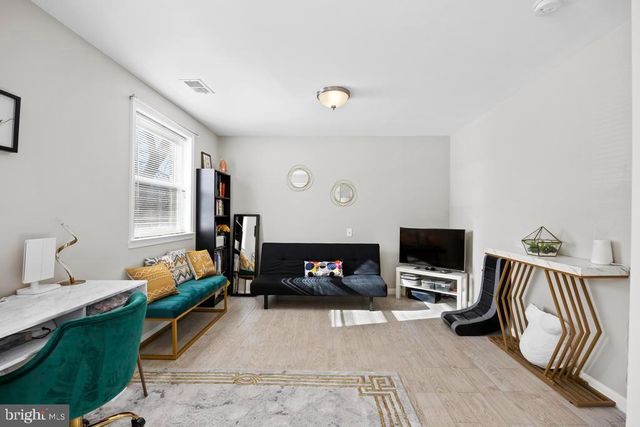 7504 TWINING CT, Hyattsville, MD 20785