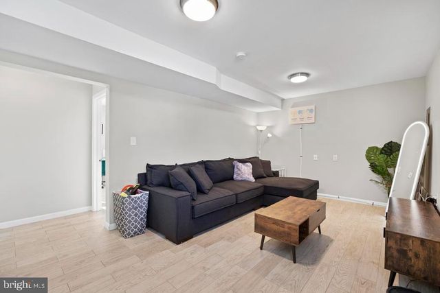 7504 TWINING CT, Hyattsville, MD 20785