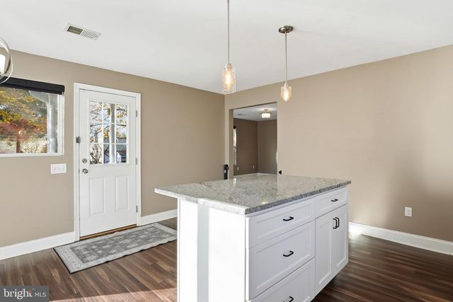 339 BEACH AVE, Pasadena, MD 21122