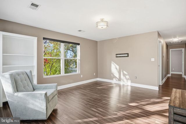 339 BEACH AVE, Pasadena, MD 21122