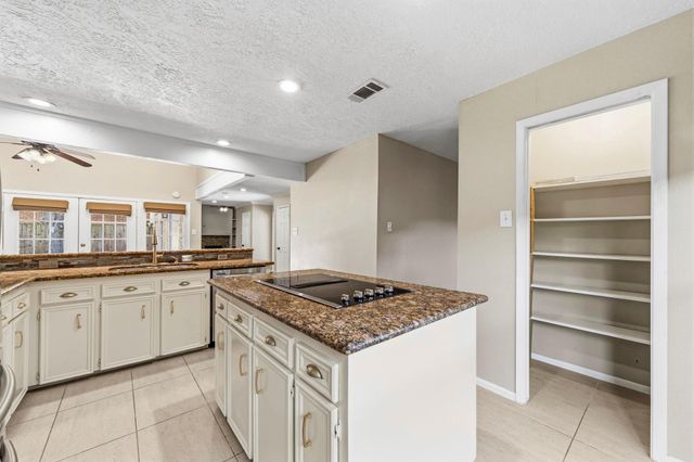 4330 Shady Springs Drive, Seabrook, TX 77586
