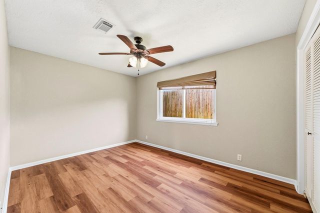 4330 Shady Springs Drive, Seabrook, TX 77586