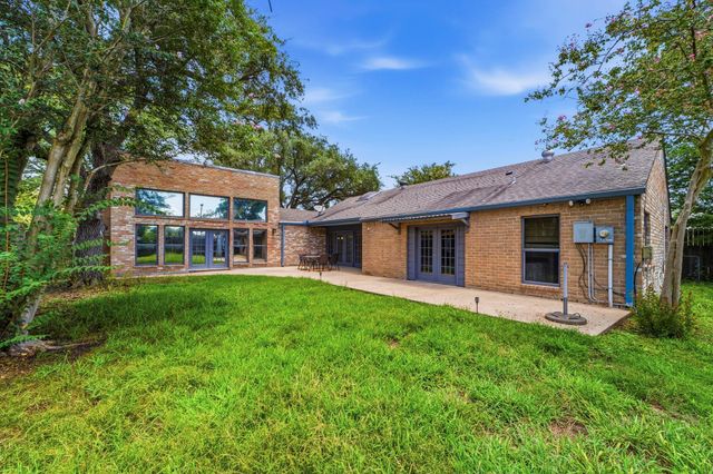 4330 Shady Springs Drive, Seabrook, TX 77586
