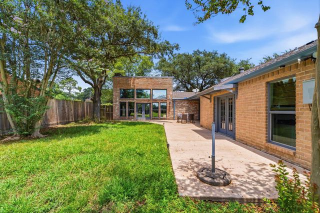 4330 Shady Springs Drive, Seabrook, TX 77586