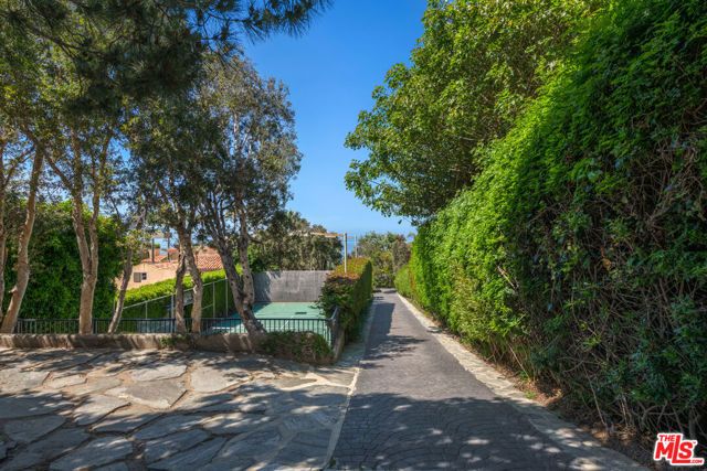 7089 Birdview Avenue, Malibu, CA 90265