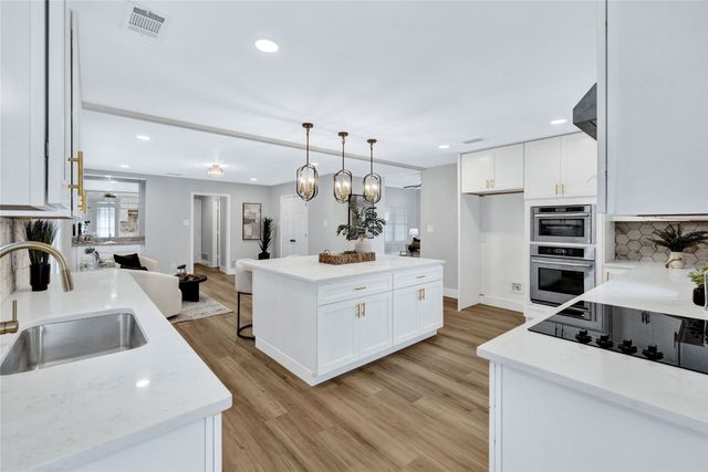 1306 British Boulevard, Grand Prairie, TX 75050