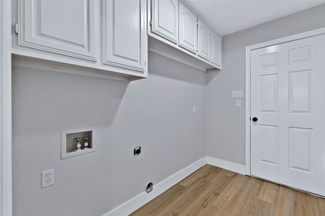 1306 British Boulevard, Grand Prairie, TX 75050