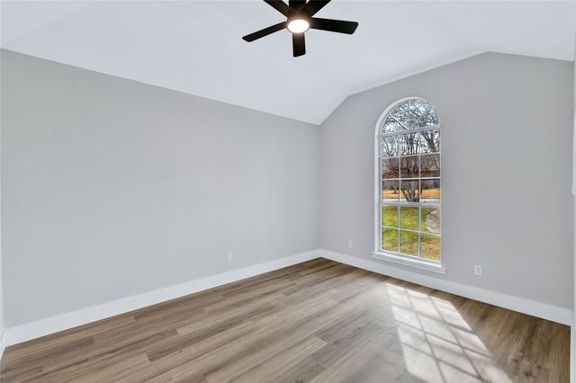 1306 British Boulevard, Grand Prairie, TX 75050