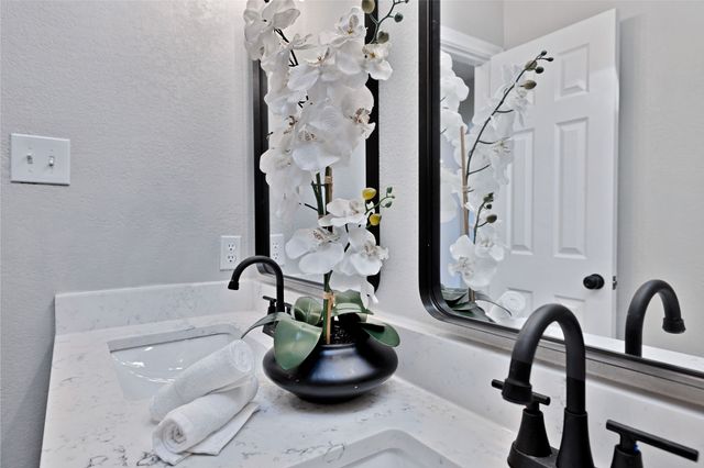 1306 British Boulevard, Grand Prairie, TX 75050