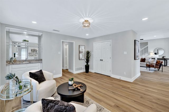 1306 British Boulevard, Grand Prairie, TX 75050