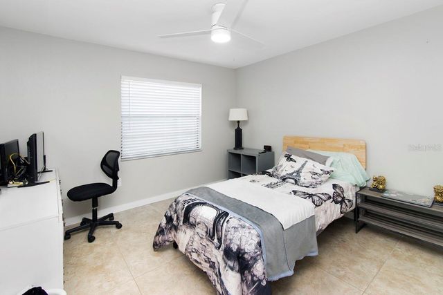 2490 HUFFTON CIRCLE, Sarasota, FL 34235