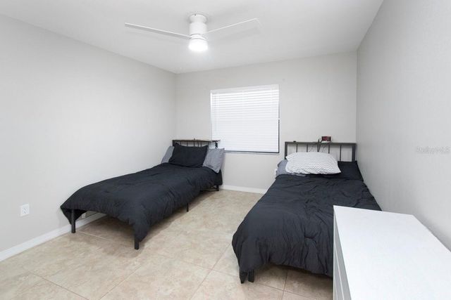 2490 HUFFTON CIRCLE, Sarasota, FL 34235