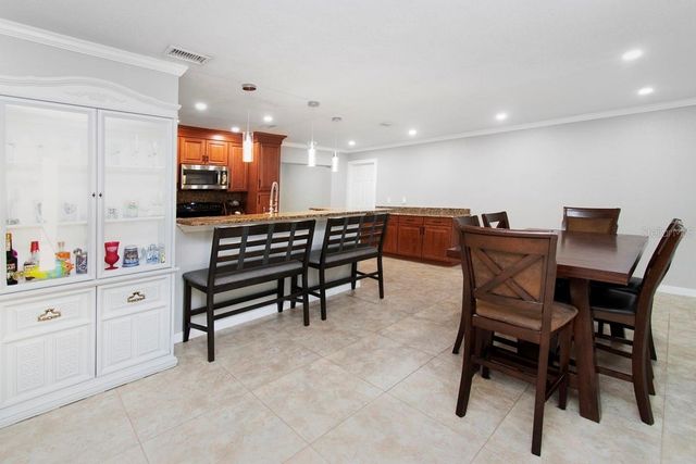 2490 HUFFTON CIRCLE, Sarasota, FL 34235