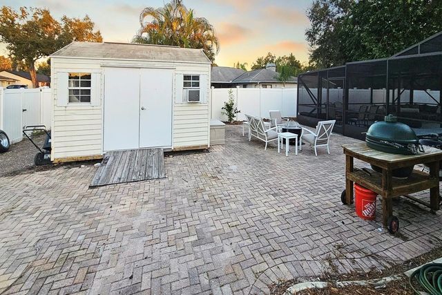 2490 HUFFTON CIRCLE, Sarasota, FL 34235