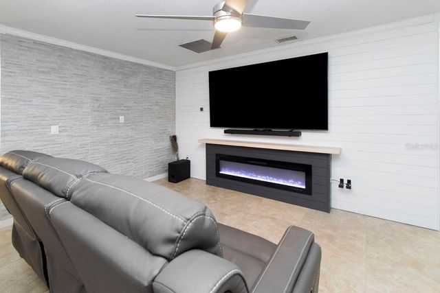 2490 HUFFTON CIRCLE, Sarasota, FL 34235