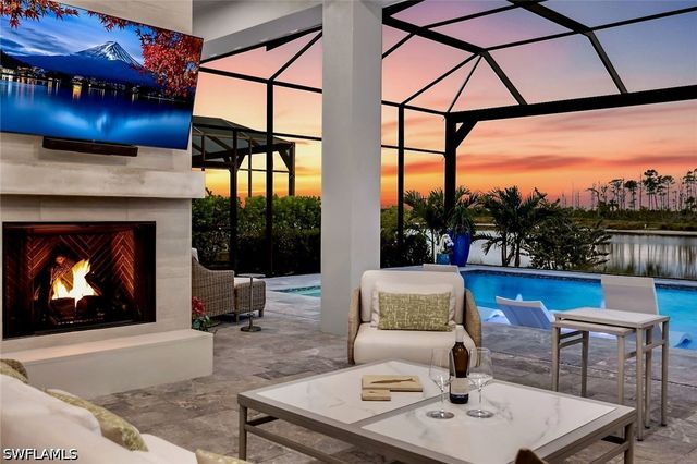 8859 Nevis WAY, Naples, FL 34112