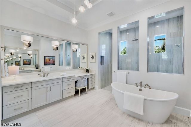 8859 Nevis WAY, Naples, FL 34112