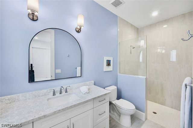 8859 Nevis WAY, Naples, FL 34112