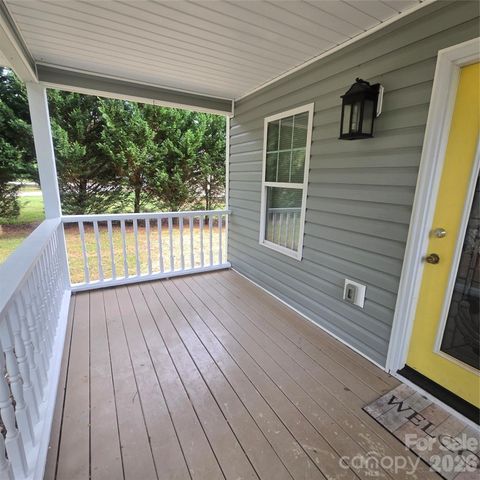3972 S NC Hwy 127 Highway, Hickory, NC 28602