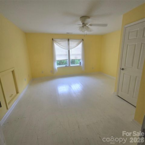 3972 S NC Hwy 127 Highway, Hickory, NC 28602