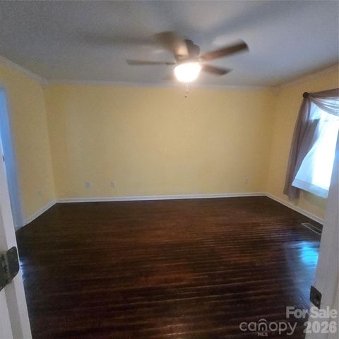 3972 S NC Hwy 127 Highway, Hickory, NC 28602