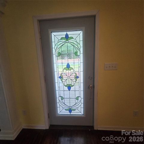 3972 S NC Hwy 127 Highway, Hickory, NC 28602